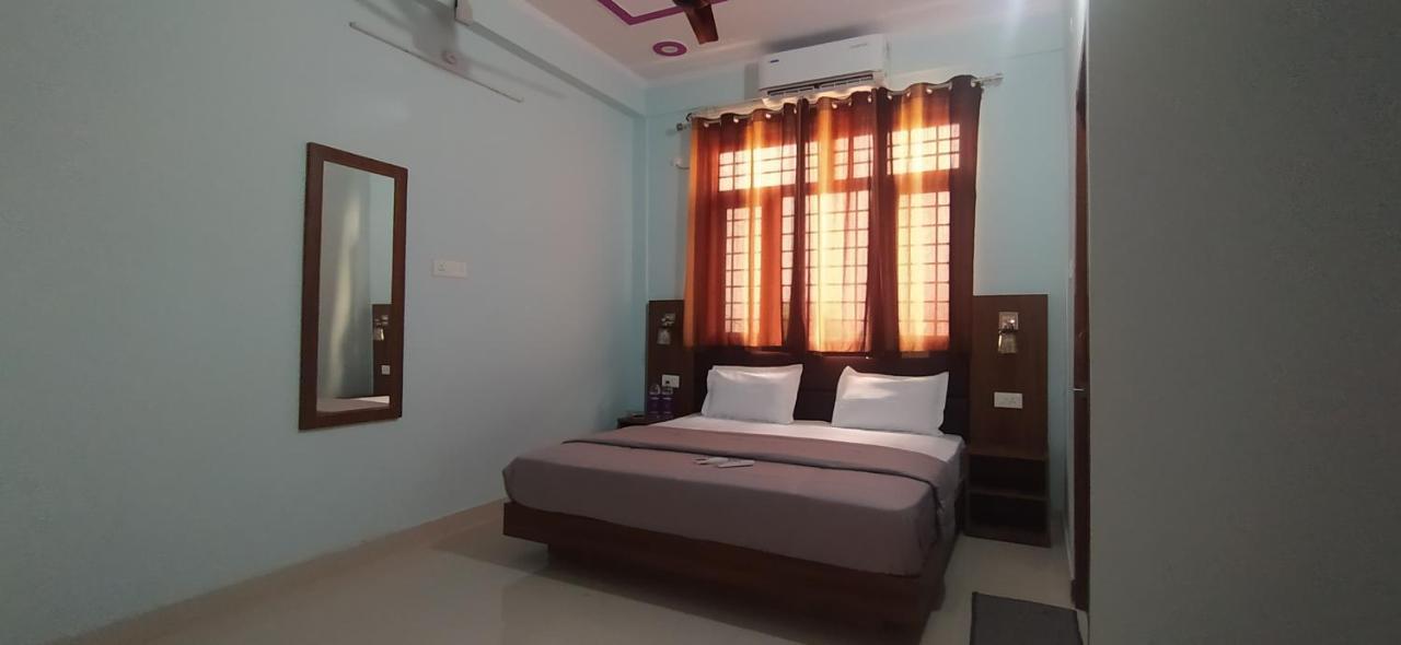 Hotel Comfort Inn Homestay Dehradun Eksteriør billede